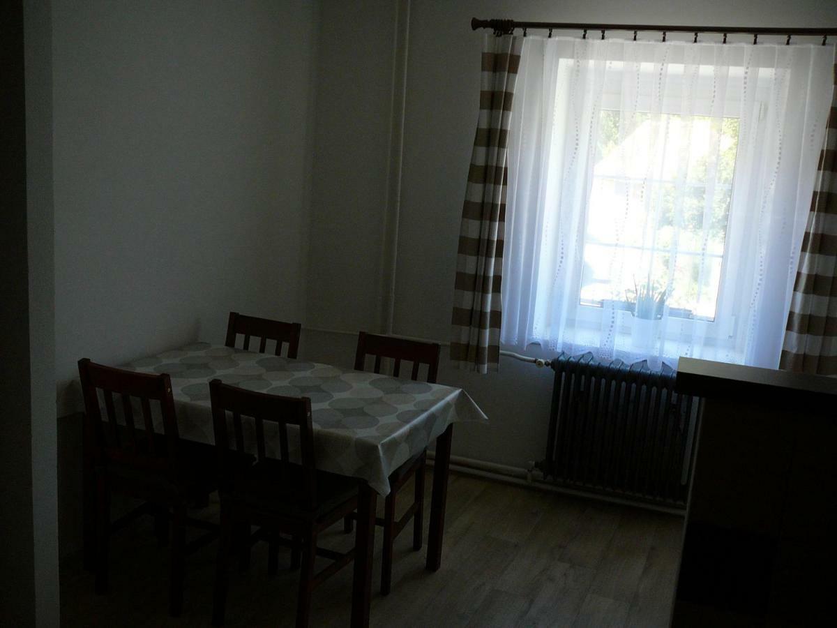 Apartman Modry Dum 迪耶河畔弗拉诺夫 外观 照片